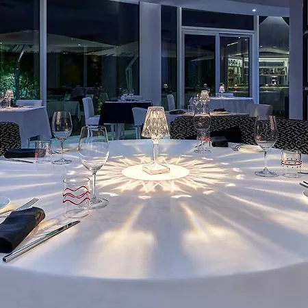 Mondial & 4* Marina di Pietrasanta