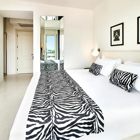 Mondial & Hotel Marina di Pietrasanta