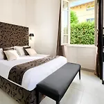 Mondial & Hotel Marina di Pietrasanta