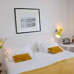 Mondial & Hotel