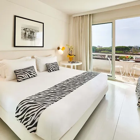 Mondial & Marina di Pietrasanta