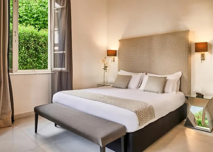 Ξενοδοχείο Mondial &