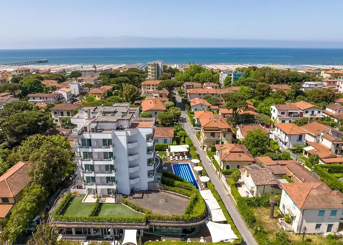 Ξενοδοχείο Mondial & Marina di Pietrasanta