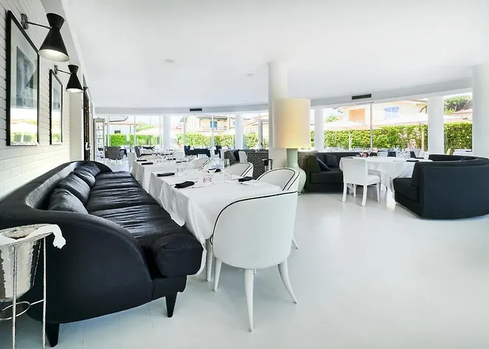 Mondial & 4* Marina di Pietrasanta