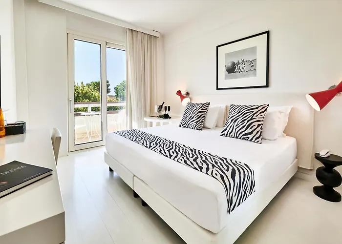 Mondial & Marina di Pietrasanta