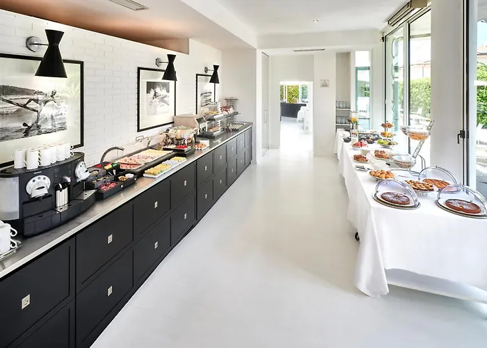 Mondial & 4* Marina di Pietrasanta