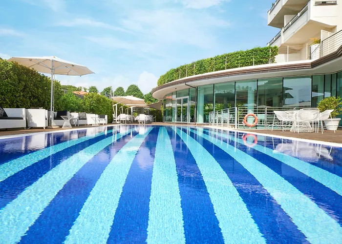 Mondial & 4* Marina di Pietrasanta