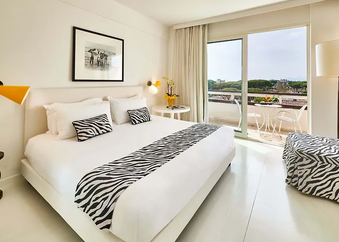 Mondial & Marina di Pietrasanta